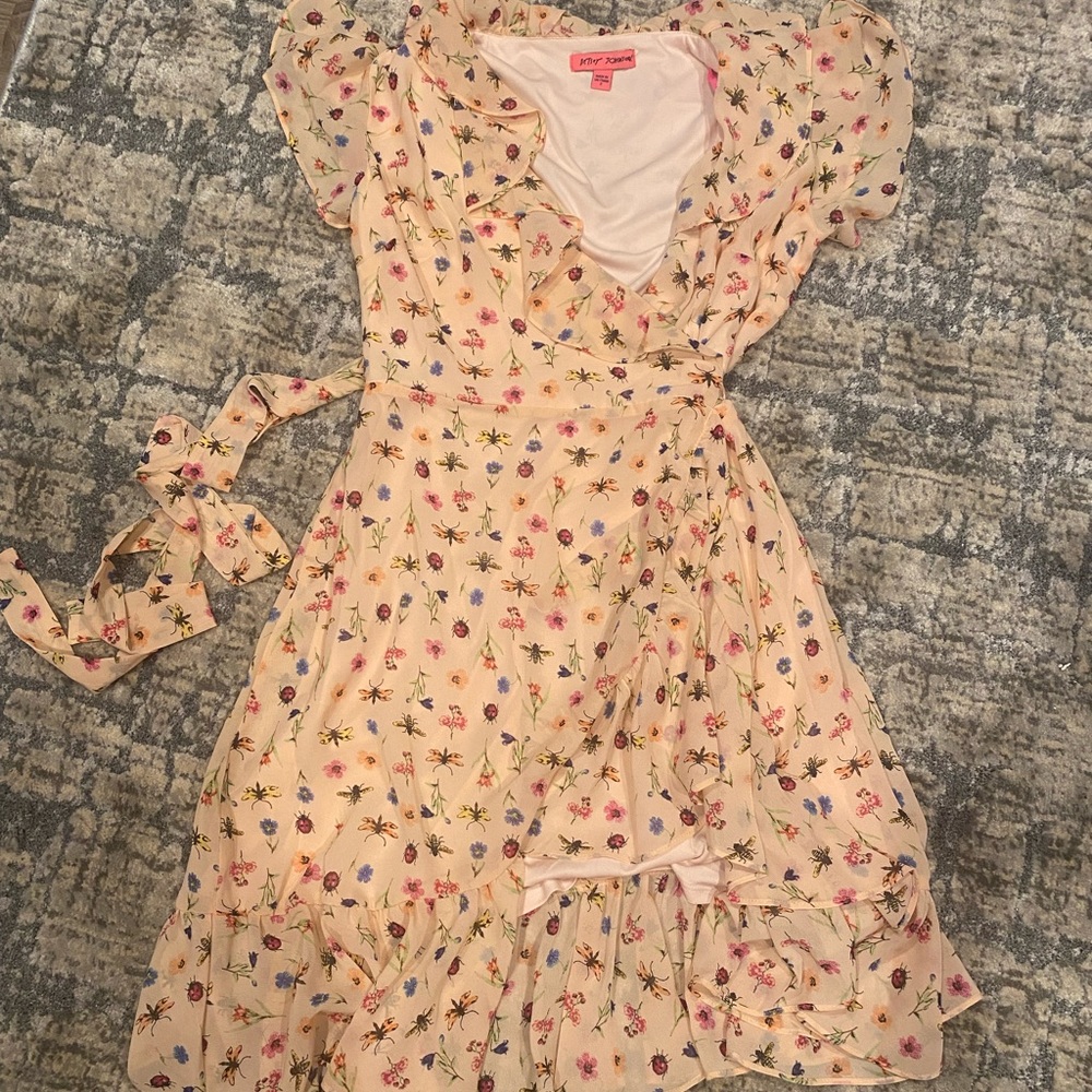 Betsy Johnson cross front dress